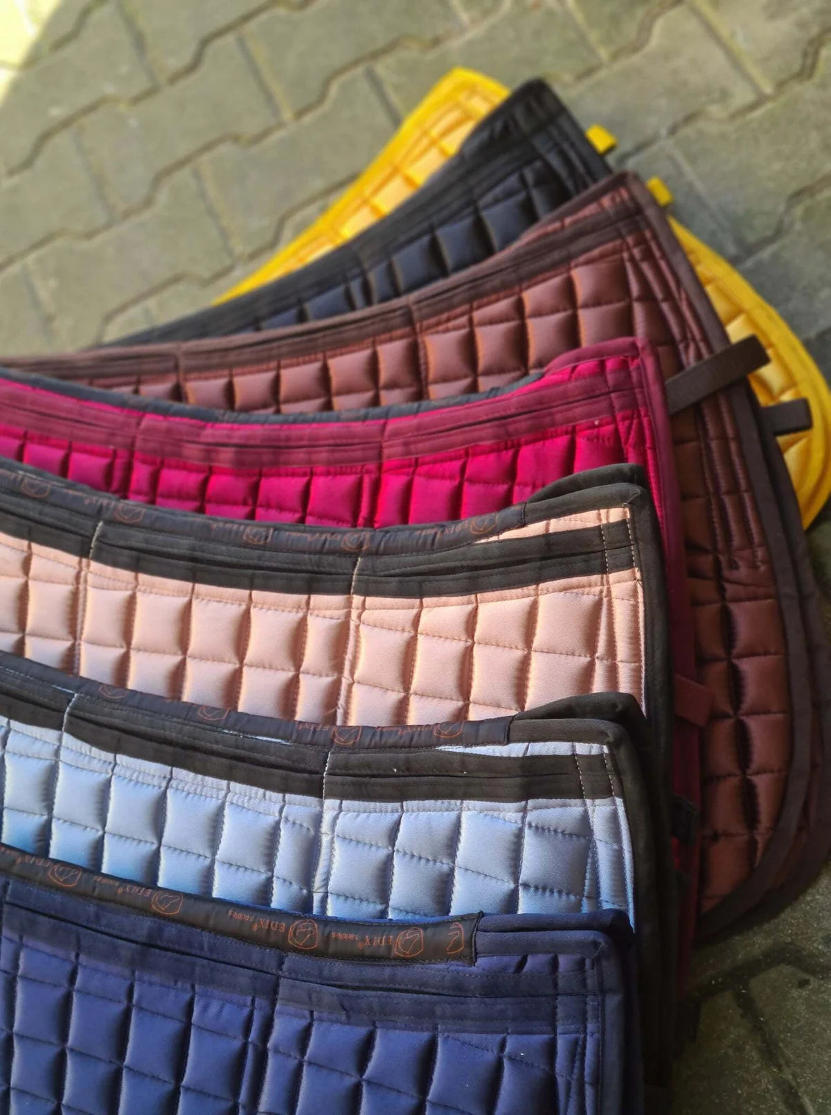 Edix Cotton 8-Pocket Dressage Pad - Multiple Colour Options